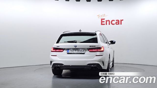 BMW 3-Series 2021 — photo 4