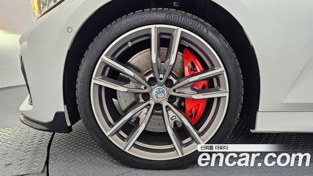 BMW 3-Series 2021 — photo 5