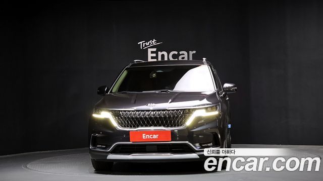 Kia Canival 2021 — photo 3