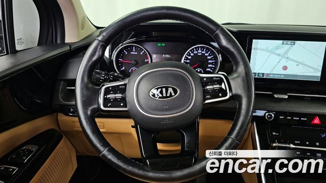 Kia Canival 2021 — photo 13