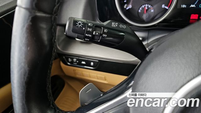 Kia Canival 2021 — photo 14