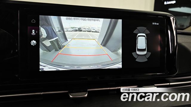 Kia Canival 2021 — photo 16