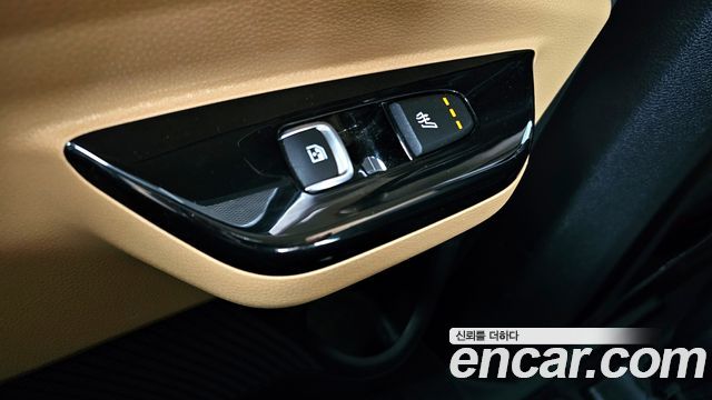Kia Canival 2021 — photo 19