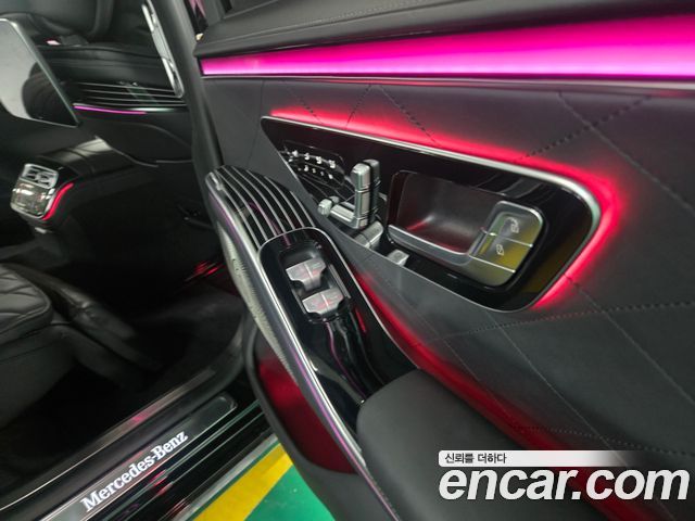 Mercedes-Benz S-Class 2024 — photo 12