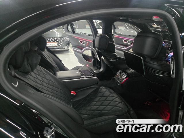 Mercedes-Benz S-Class 2024 — photo 13
