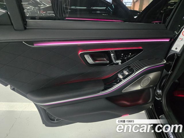 Mercedes-Benz S-Class 2024 — photo 14
