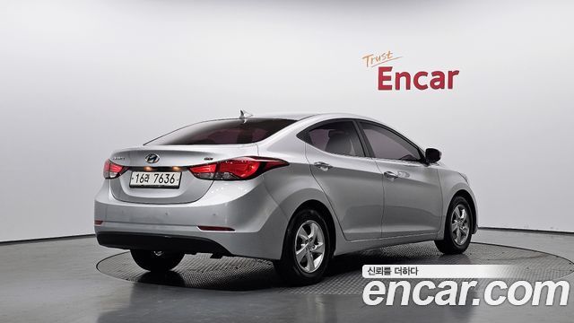 Hyundai AVANTE 2015 — photo 2