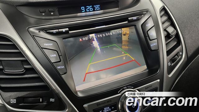Hyundai AVANTE 2015 — photo 16