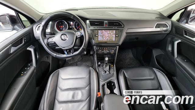 Volkswagen Tiguan 2020 — photo 10