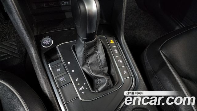Volkswagen Tiguan 2020 — photo 12