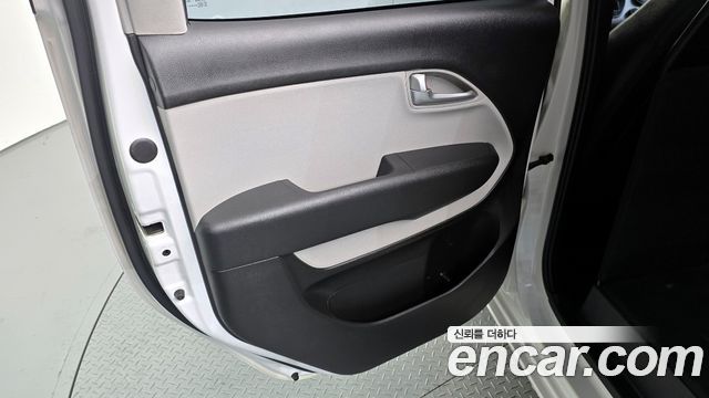 Kia RAY 2022 — photo 15