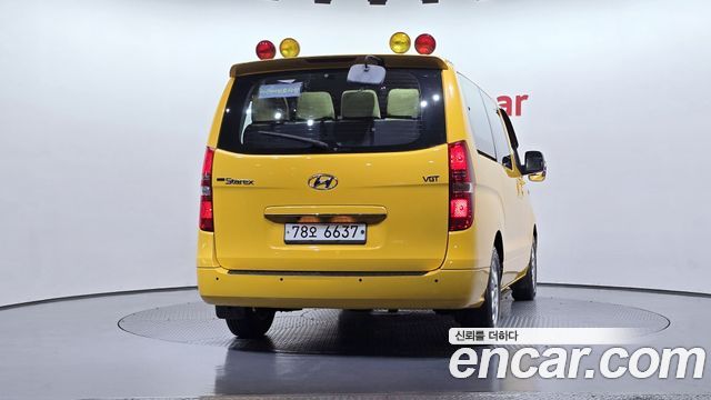 Hyundai Starex 2015 — photo 4