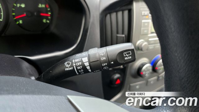 Hyundai Starex 2015 — photo 24