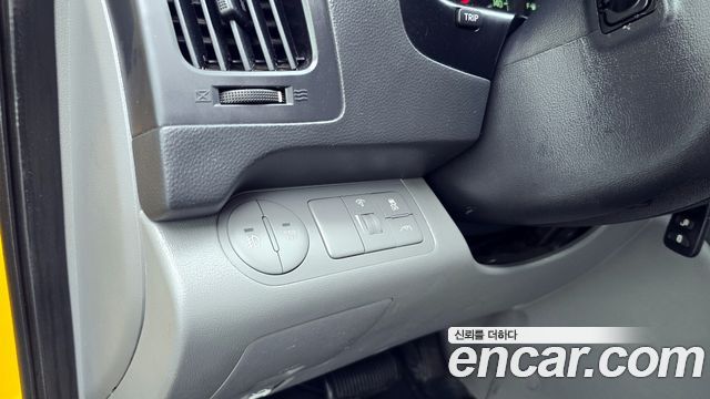Hyundai Starex 2015 — photo 25