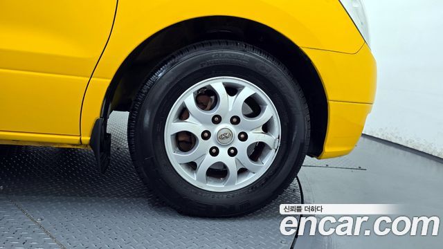 Hyundai Starex 2015 — photo 7
