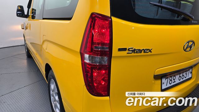 Hyundai Starex 2015 — photo 9