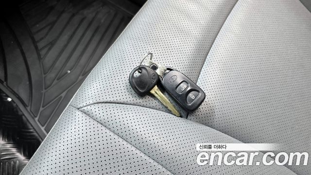 Hyundai Starex 2015 — photo 29