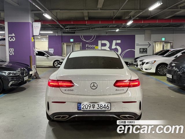 Mercedes-Benz E-Class 2019 — photo 2