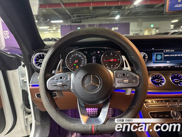 Mercedes-Benz E-Class 2019 — photo 10