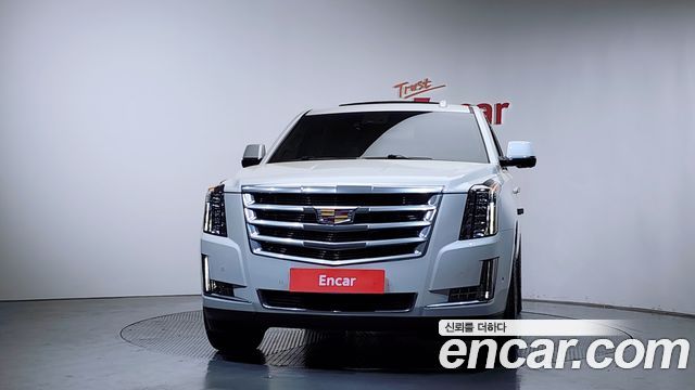 Cadillac Escalade 2018 — photo 3