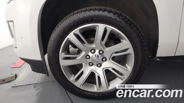 Cadillac Escalade 2018 — photo 5