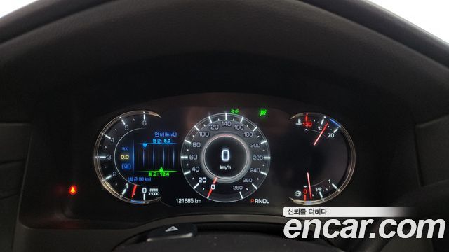 Cadillac Escalade 2018 — photo 11
