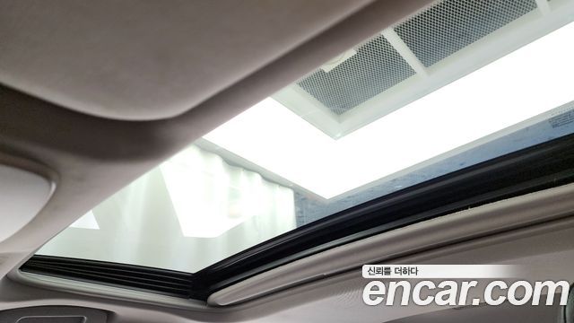 Toyota Camry 2018 — photo 18