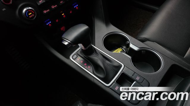 Kia Sportage 2022 — photo 9