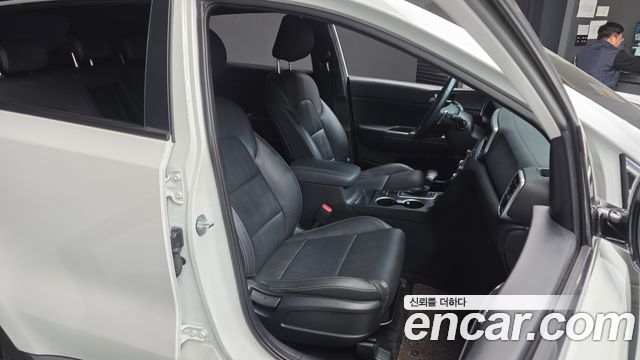 Kia Sportage 2022 — photo 12