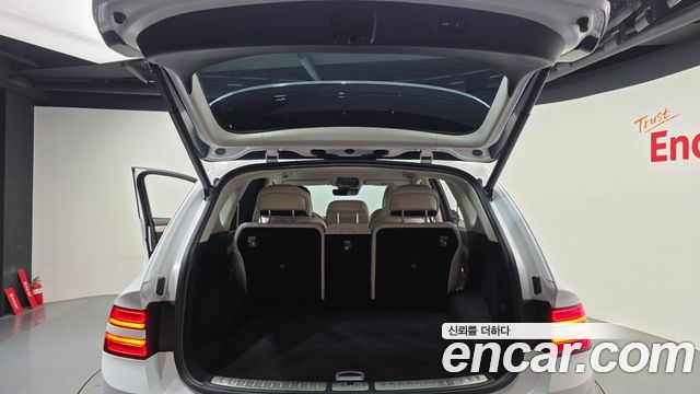 Genesis GV80 2023 — photo 26