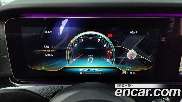 Mercedes-Benz AMG GT 2020 — photo 11
