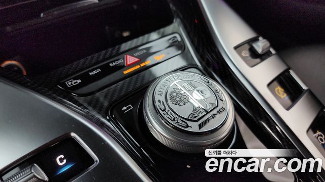 Mercedes-Benz AMG GT 2020 — photo 12