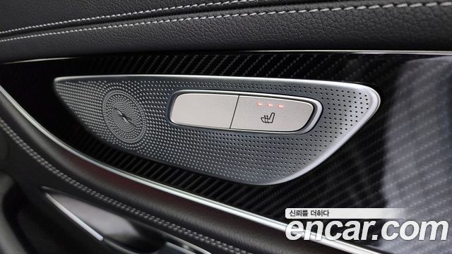 Mercedes-Benz AMG GT 2020 — photo 25