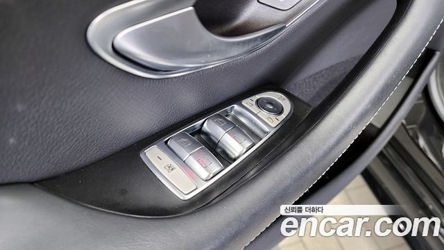 Mercedes-Benz AMG GT 2020 — photo 30