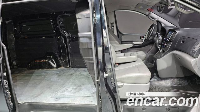Hyundai Starex 2020 — photo 15
