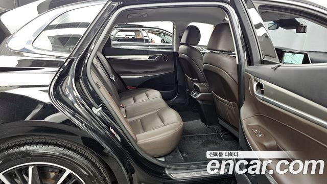 Hyundai Grandeur 2022 — photo 18