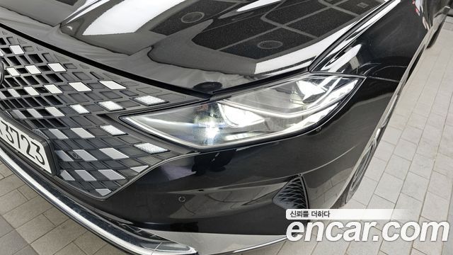 Hyundai Grandeur 2022 — photo 8