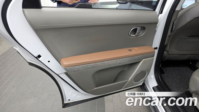 Hyundai Ioniq5 2022 — photo 15