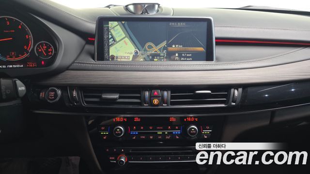 BMW X5 2015 — photo 13