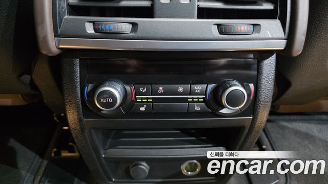 BMW X5 2015 — photo 16