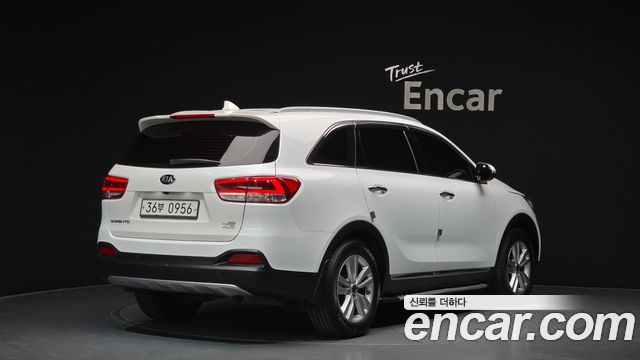 Kia Sorento 2016 — photo 2