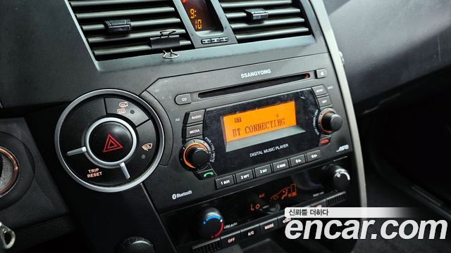 KG Mobility KORANDO 2012 — photo 22