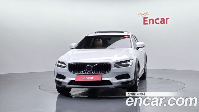 Volvo V90 2021 — photo 3
