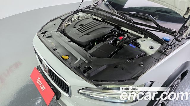 Volvo V90 2021 — photo 6