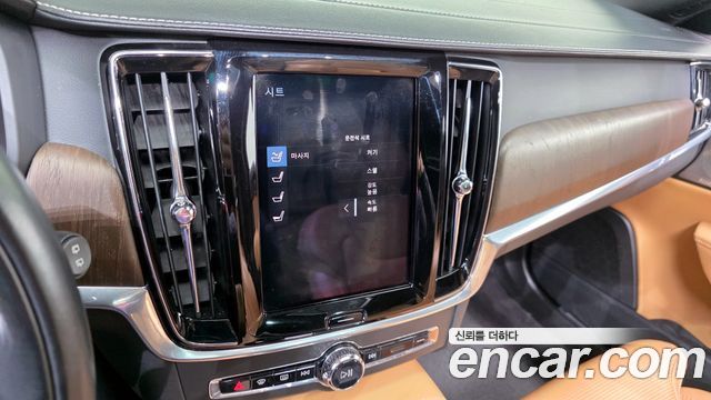 Volvo V90 2021 — photo 20