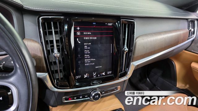 Volvo V90 2021 — photo 23