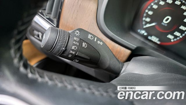 Volvo V90 2021 — photo 28