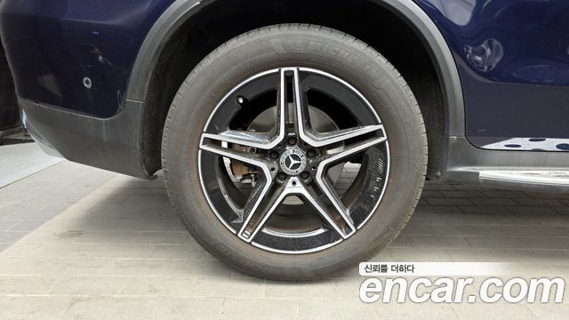 Mercedes-Benz GLC-Class 2022 — photo 5