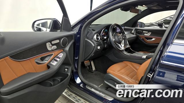 Mercedes-Benz GLC-Class 2022 — photo 10