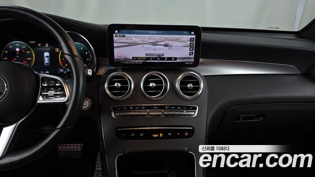 Mercedes-Benz GLC-Class 2022 — photo 14